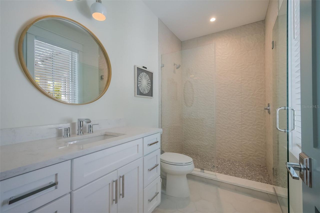 227 S Harbor Drive, Holmes Beach, FL 34217 Photo