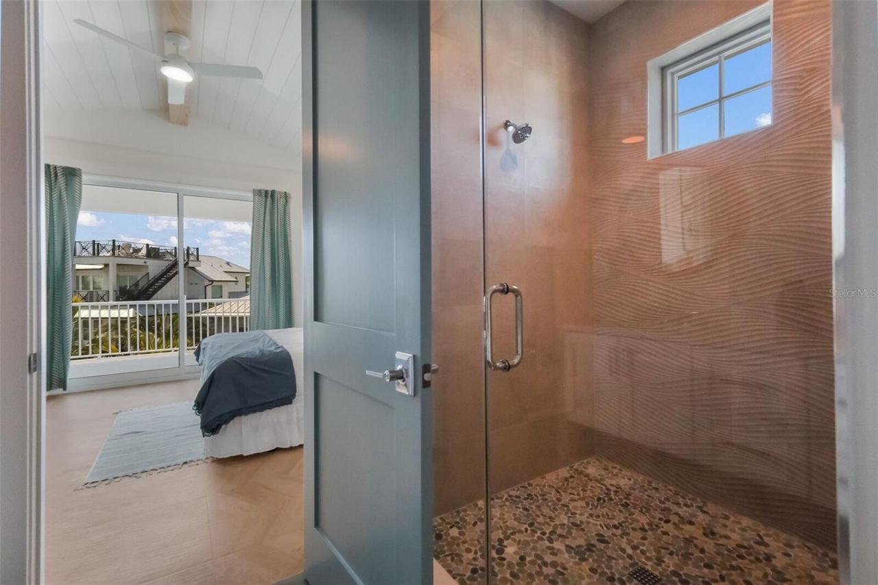 227 S Harbor Drive, Holmes Beach, FL 34217 Photo