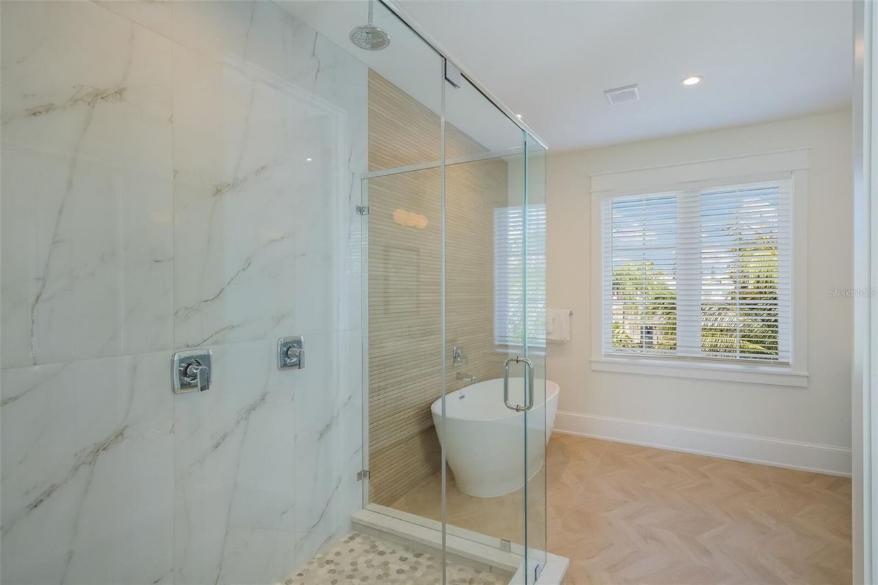 227 S Harbor Drive, Holmes Beach, FL 34217 Photo