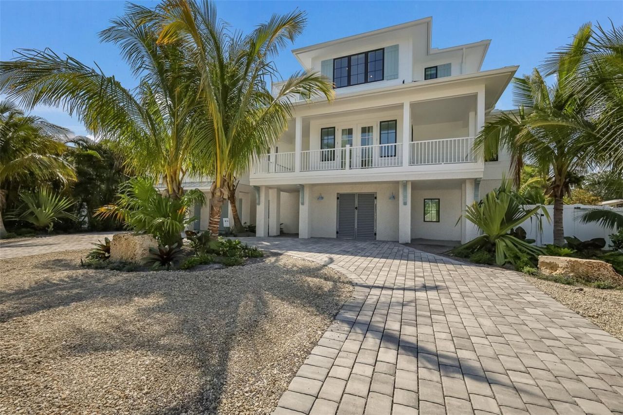 227 S Harbor Drive, Holmes Beach, FL 34217 Photo