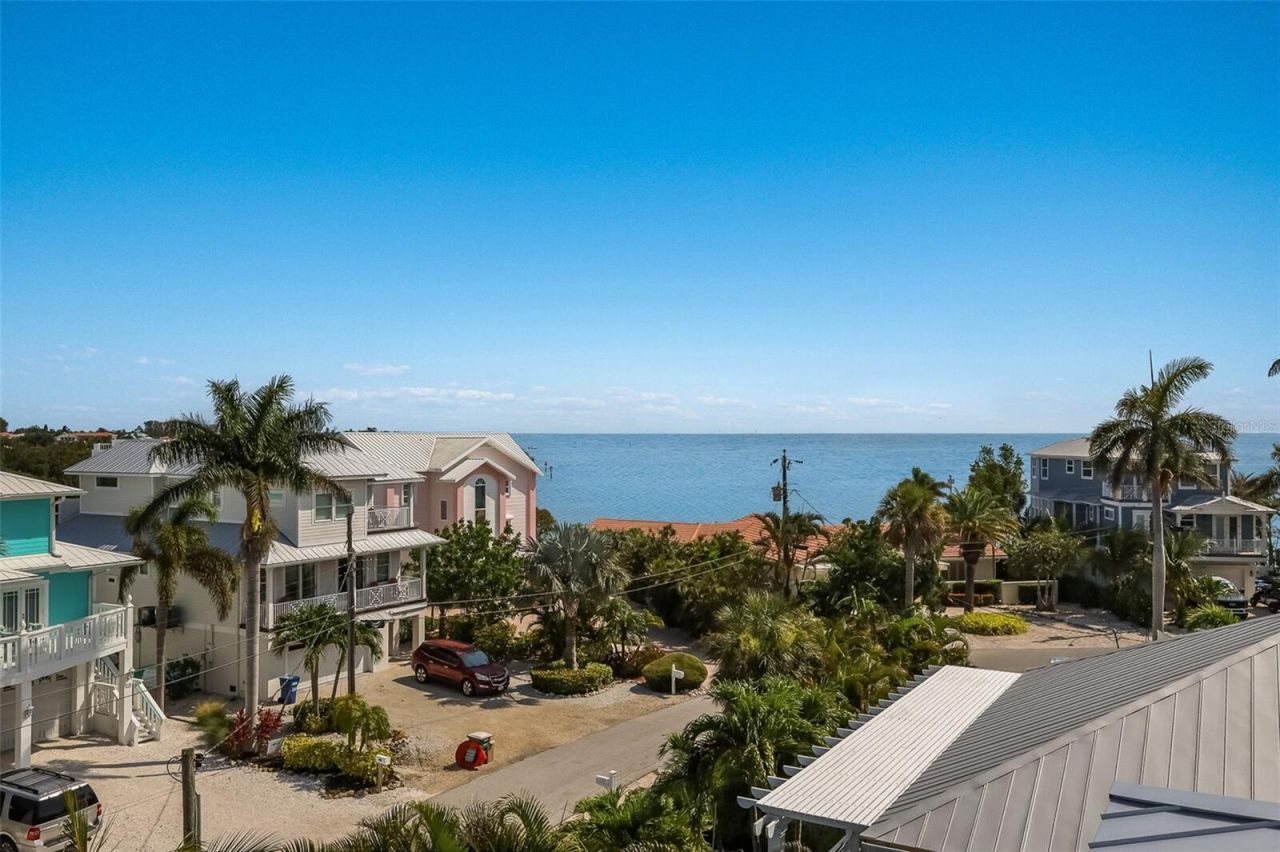 227 S Harbor Drive, Holmes Beach, FL 34217 Photo