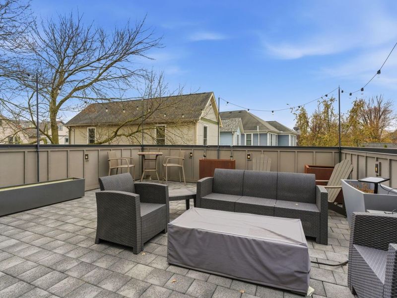 251 E 3rd Avenue , Columbus, OH 43201 Photo 48