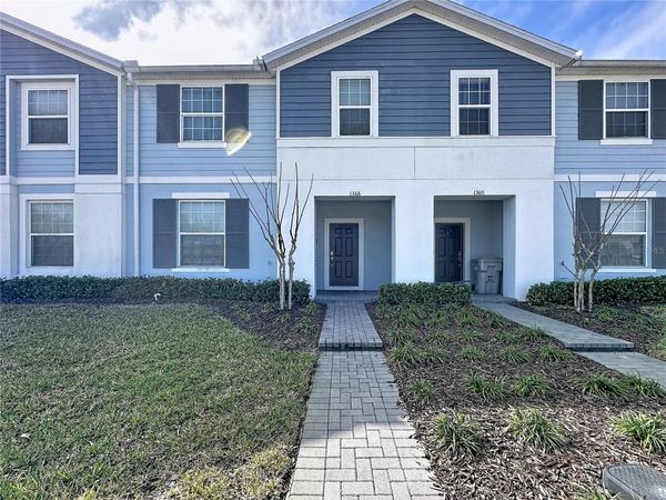1366 LAVA TREE DRIVE , DAVENPORT, FL 33897
