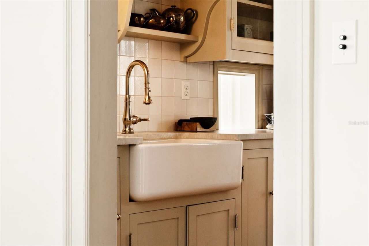 403 Jasmine Way, Clearwater, FL 33756 Photo