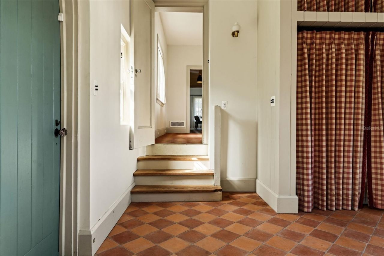 403 Jasmine Way, Clearwater, FL 33756 Photo