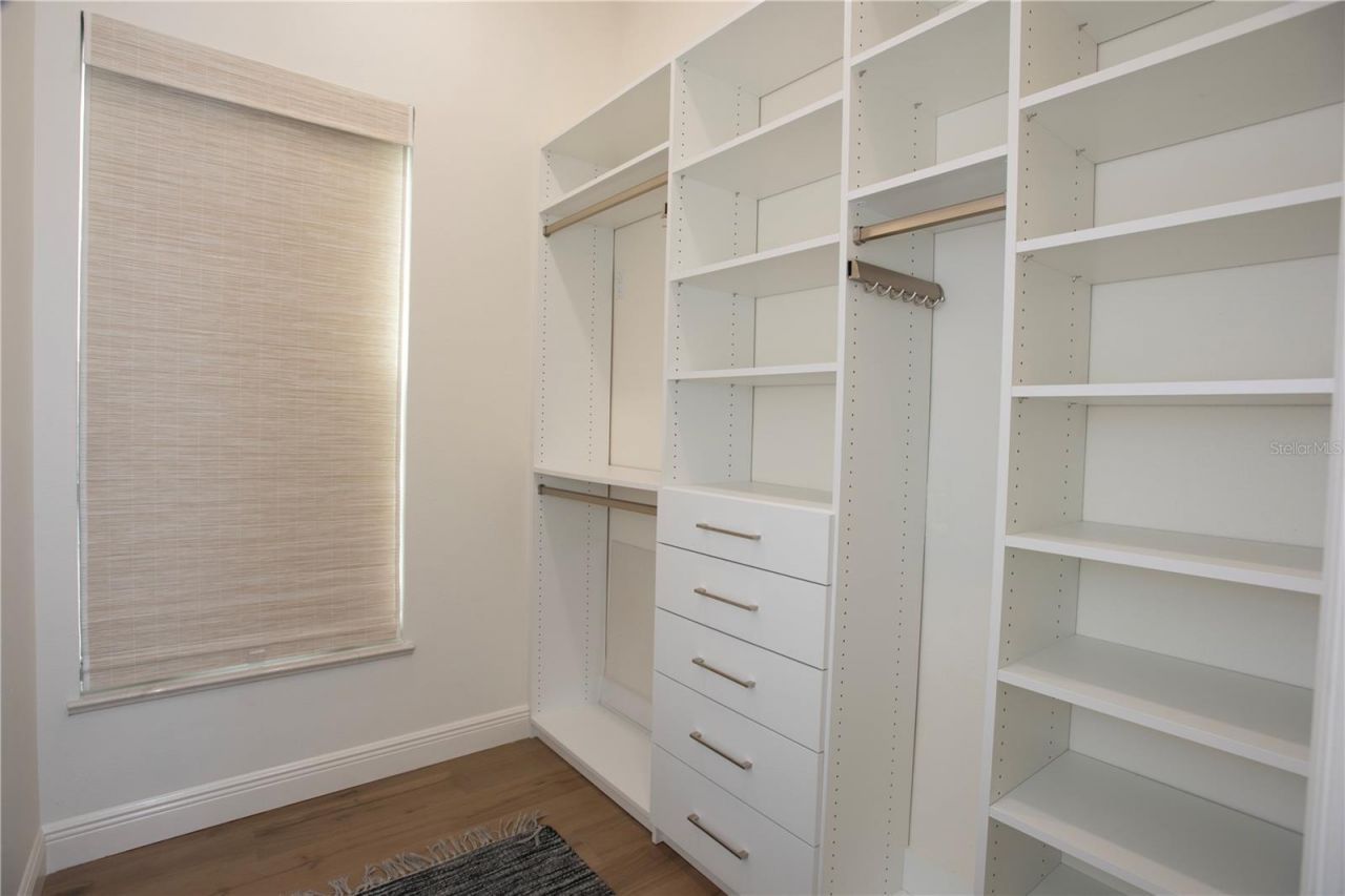 4586 Del Sol Boulevard S, Sarasota, FL 34243 Photo