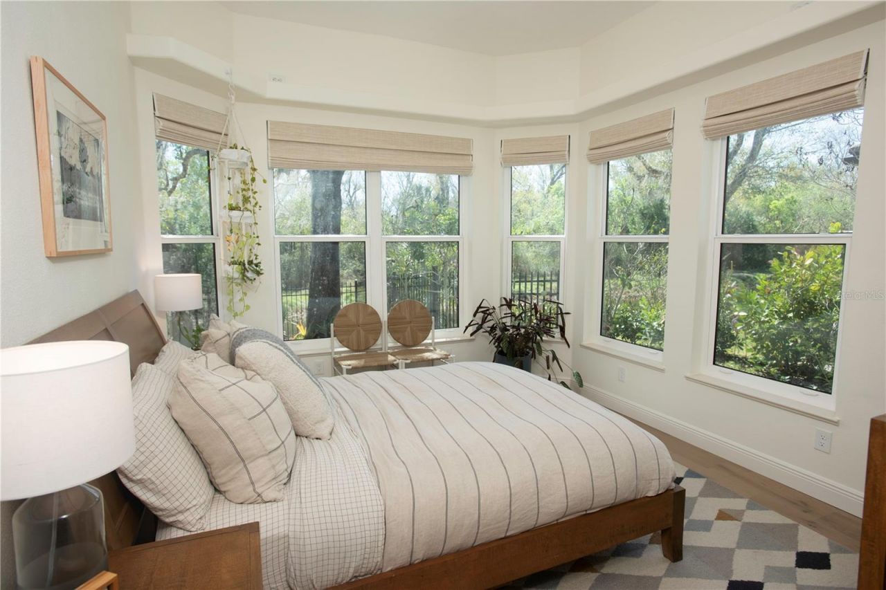 4586 Del Sol Boulevard S, Sarasota, FL 34243 Photo