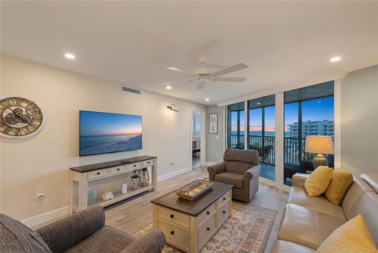 5880 Midnight Pass Road, Unit 704, Sarasota, FL 34242 Photo