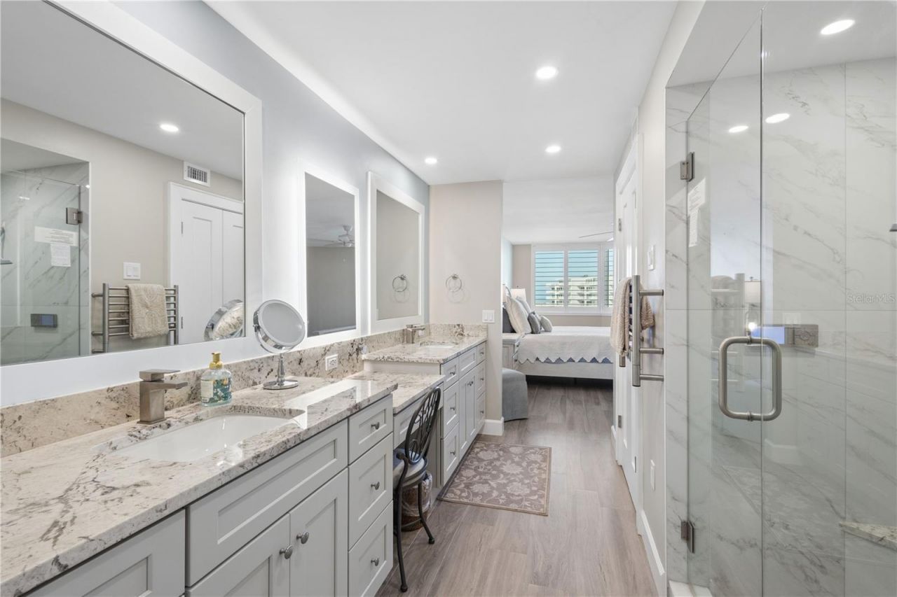 5880 Midnight Pass Road, Unit 704, Sarasota, FL 34242 Photo