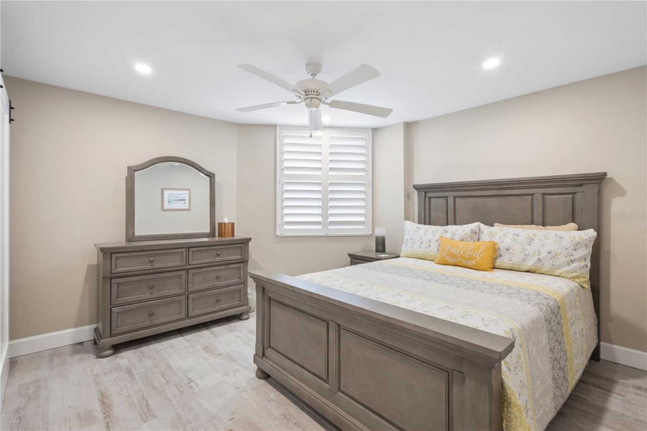 5880 Midnight Pass Road, Unit 704, Sarasota, FL 34242 Photo