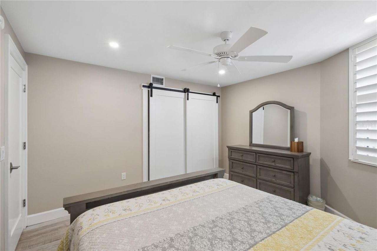 5880 Midnight Pass Road, Unit 704, Sarasota, FL 34242 Photo