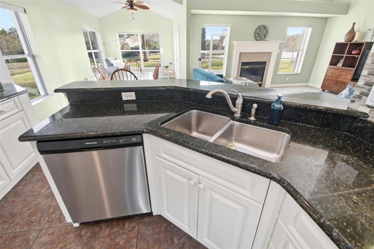 12 S Lakewalk Drive , Palm Coast, FL 32137 Photo