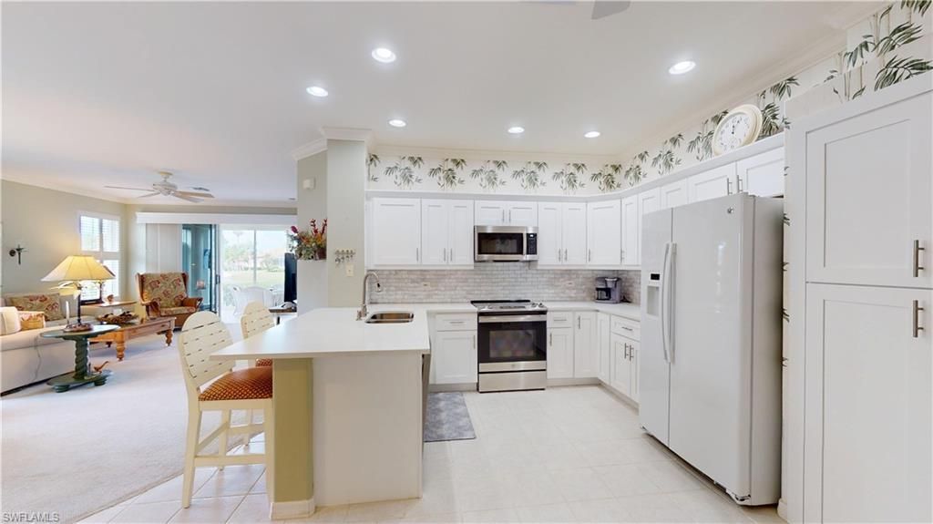 8840 Middlebrook Dr, Fort Myers, FL 33908 Photo