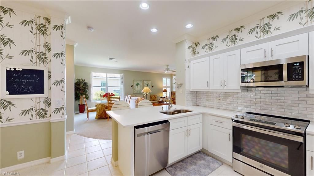 8840 Middlebrook Dr, Fort Myers, FL 33908 Photo