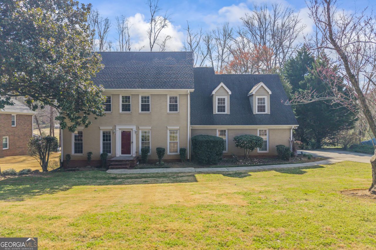 586 Clubland Circle Se, Conyers, GA 30094 Main Photo