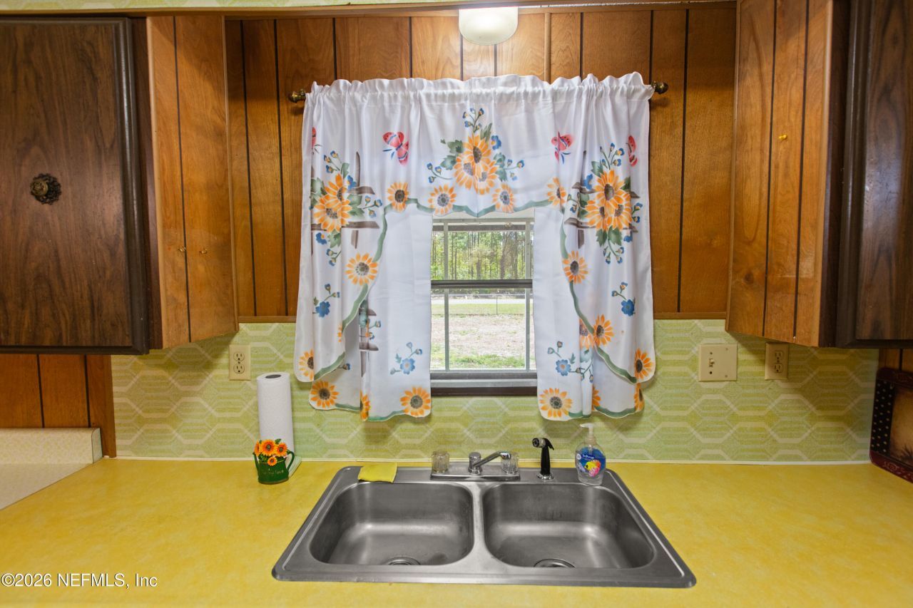 18013 NE 135th Avenue, Waldo, FL 32694 Photo