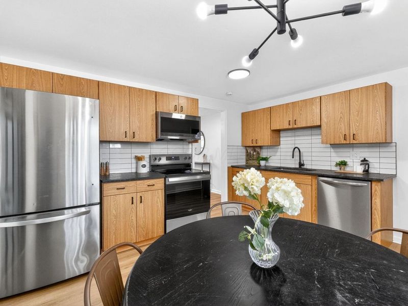 4925 Wymore Drive, Columbus, OH 43232 Photo 4