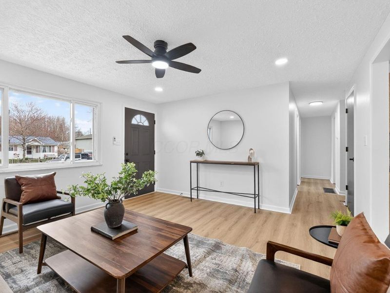 4925 Wymore Drive, Columbus, OH 43232 Photo 6