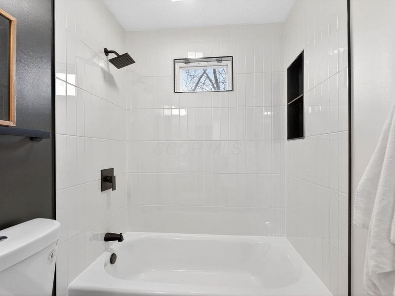 4925 Wymore Drive, Columbus, OH 43232 Photo 8