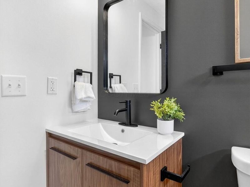 4925 Wymore Drive, Columbus, OH 43232 Photo 9