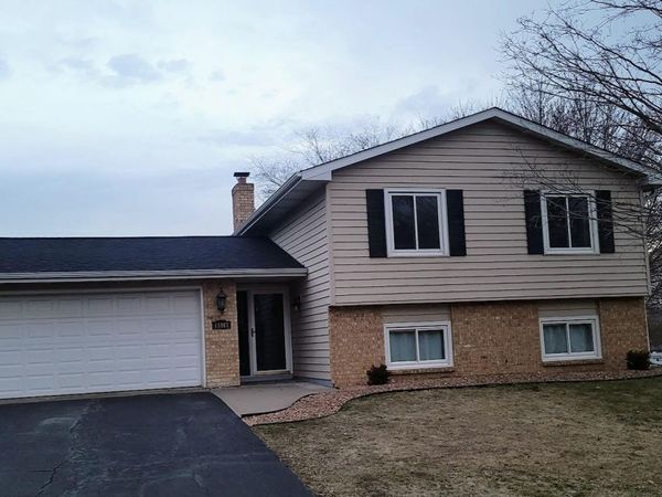 15967 Harmony Way, Apple Valley, MN 55124