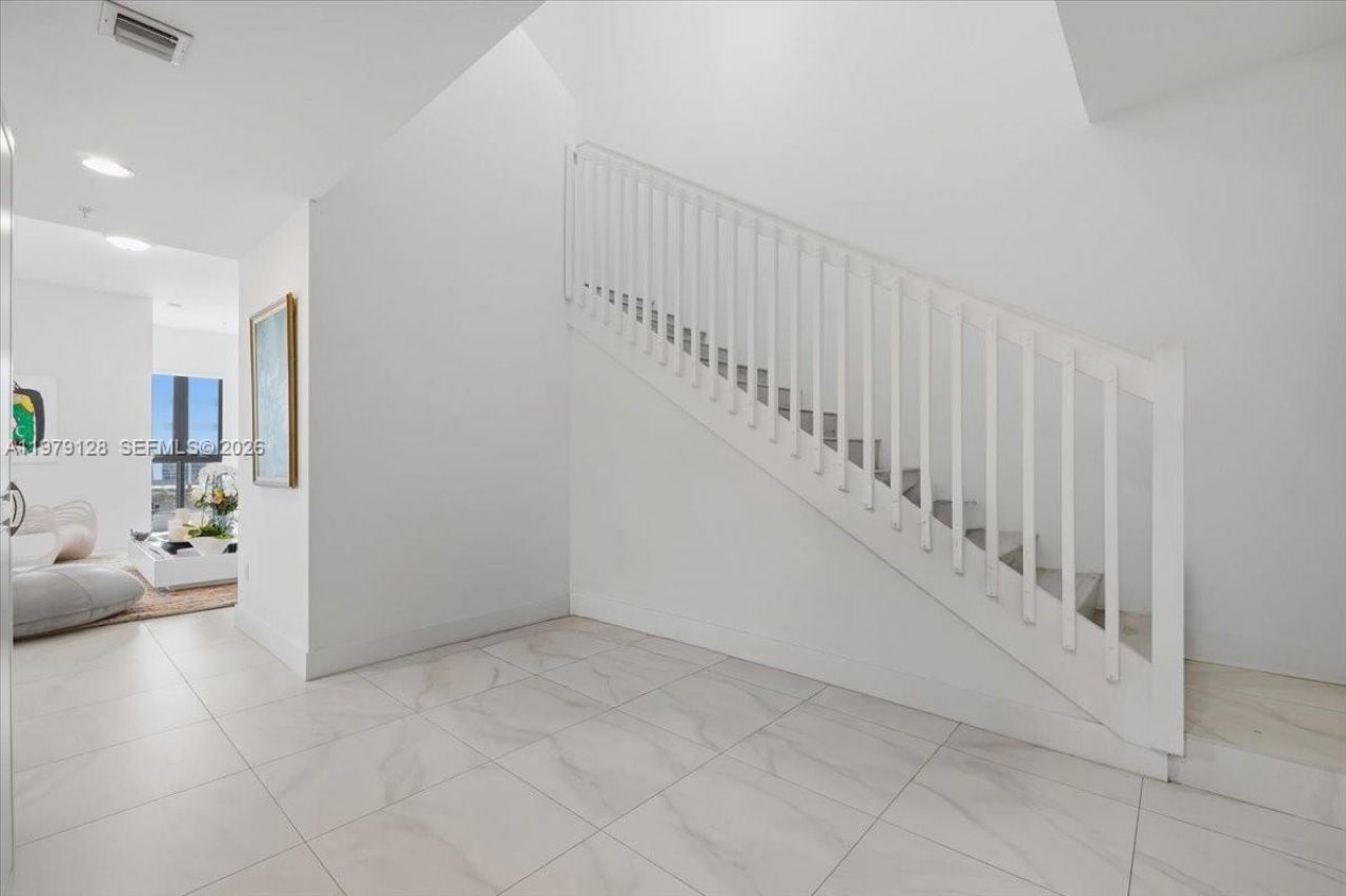 8390 SW 72nd Ave, Unit 106, Miami, FL 33143 Photo