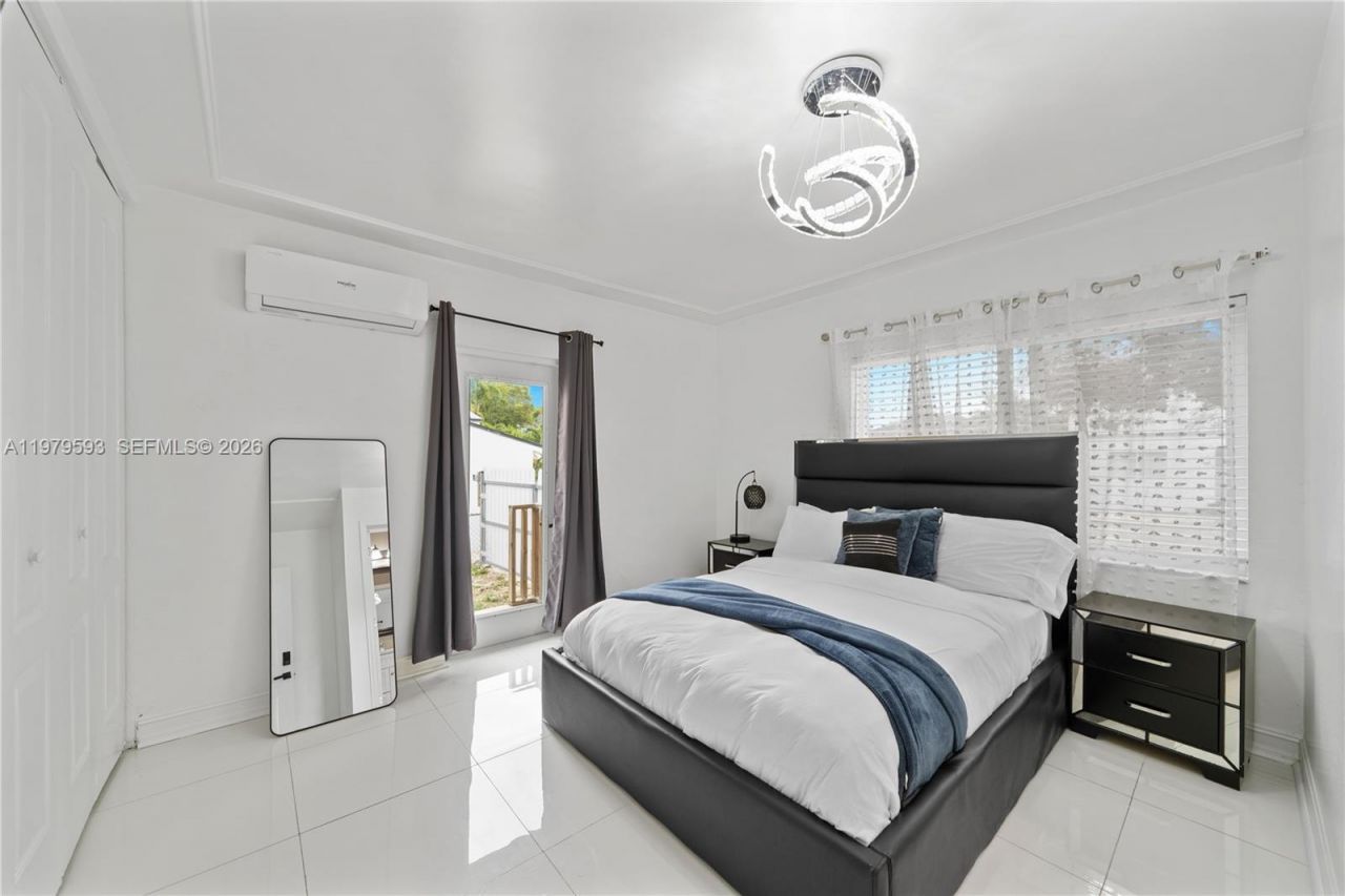 1761 SW 14th St, Miami, FL 33145 Photo