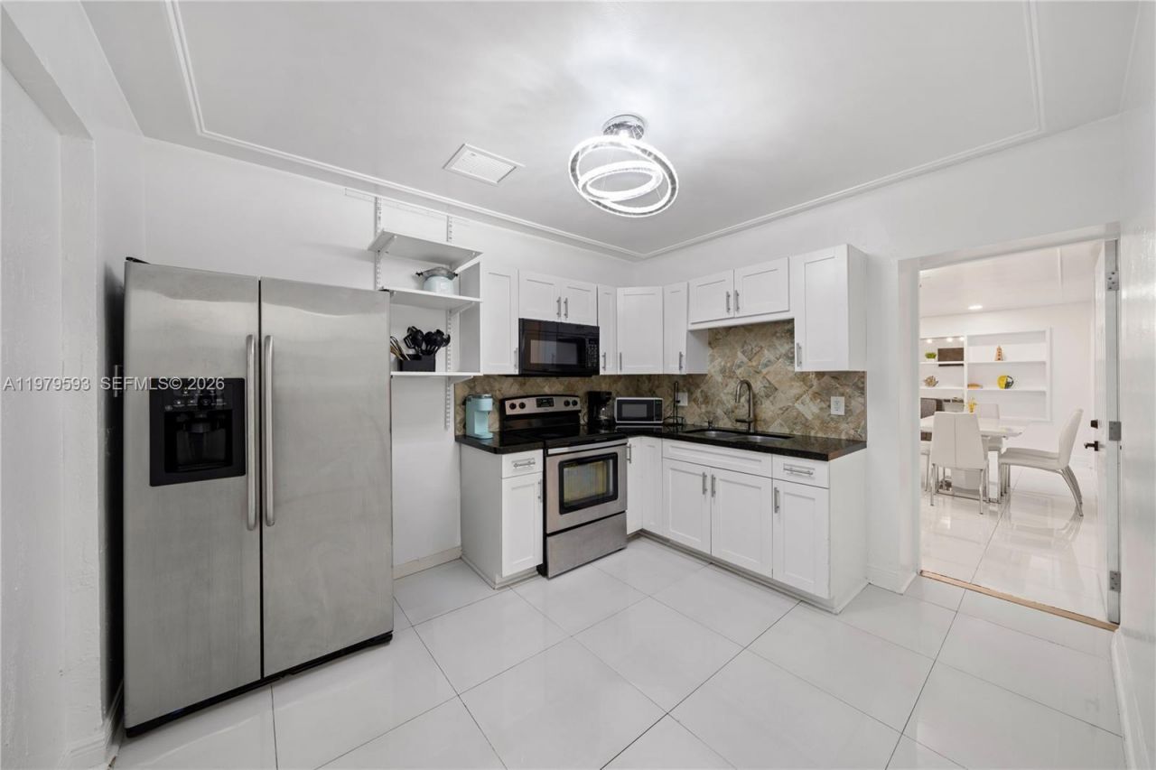 1761 SW 14th St, Miami, FL 33145 Photo