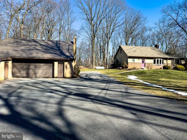 735 YELLOW HILL ROAD , NARVON, PA 17555