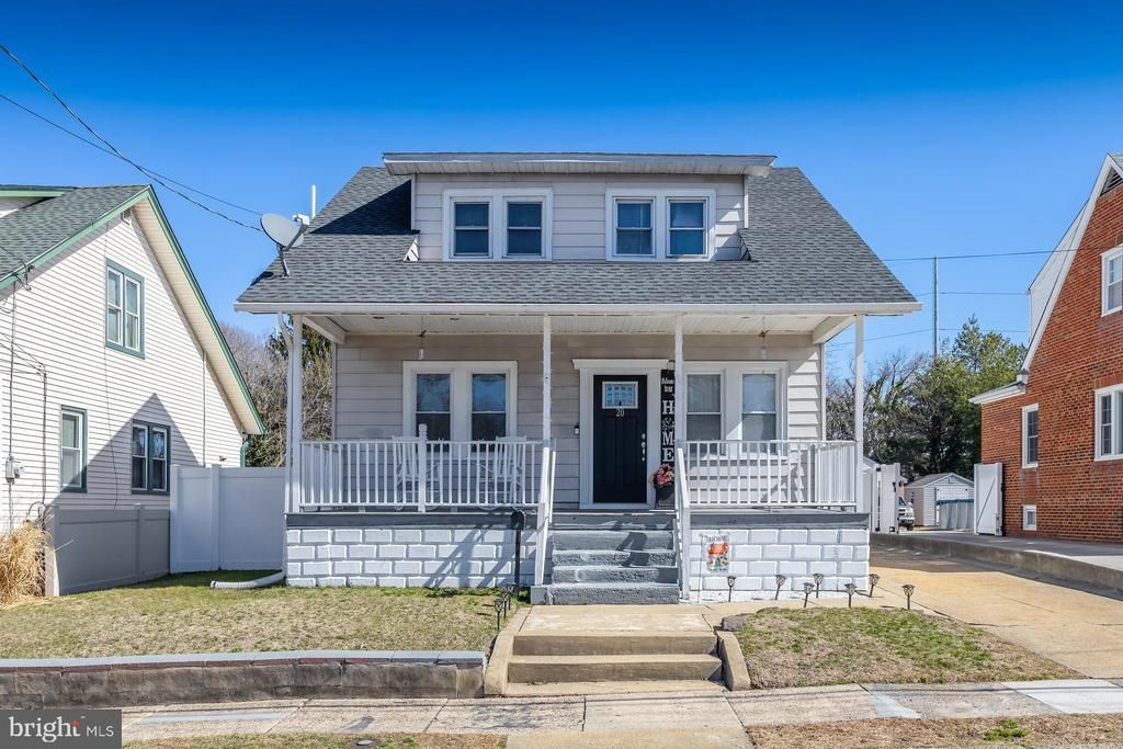 20 N Oakland Avenue, Runnemede, NJ 08078 Main Photo