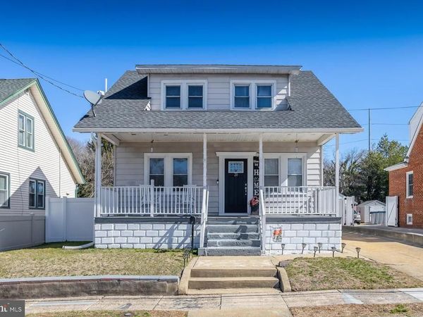 20 N OAKLAND AVENUE, RUNNEMEDE, NJ 08078