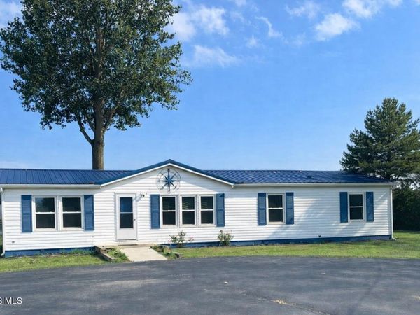 608 Oneida Drive , Montpelier, OH 43543