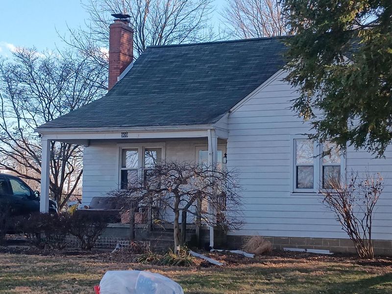 909 Woodlawn Avenue , Newark, OH 43055 Photo 2