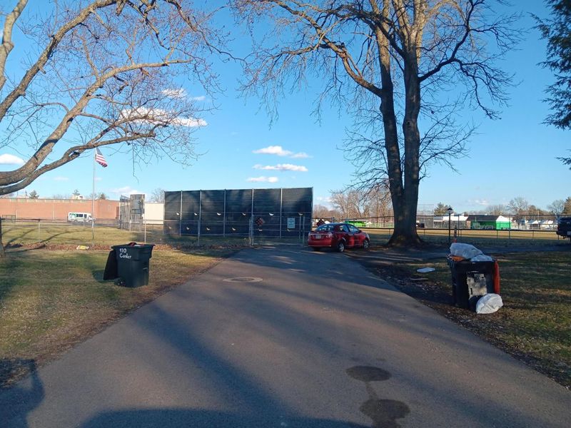 909 Woodlawn Avenue , Newark, OH 43055 Photo 5