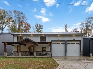 368 Peach Tree Lane, Russell Springs, KY 42642