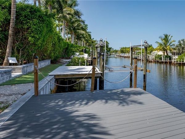 13375 Snook CIR, NAPLES, FL 34114