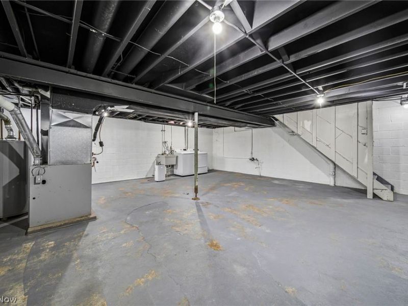 6977 Grace Drive , Olmsted Township, OH 44138 Photo 30