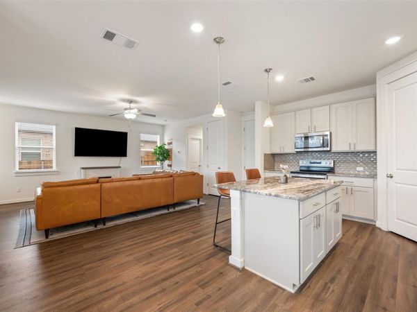 8204 Prairie Rye DR , Lago Vista, TX 78645