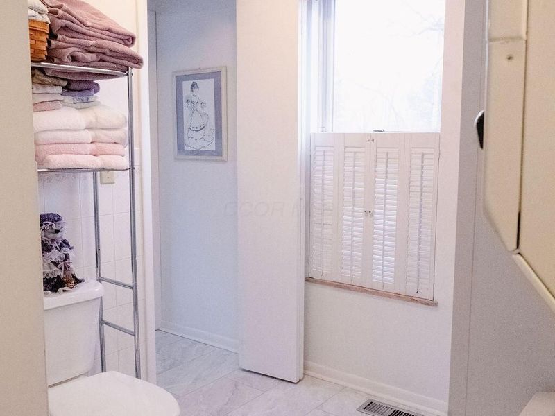 19 Avalon Road , Mount Vernon, OH 43050 Photo 17