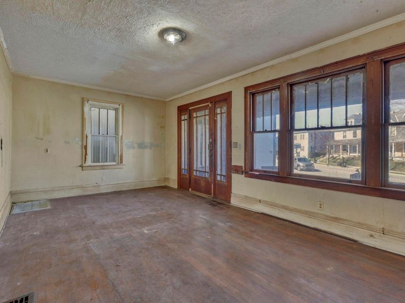 235 W Main Street, Logan, OH 43138 Photo 12