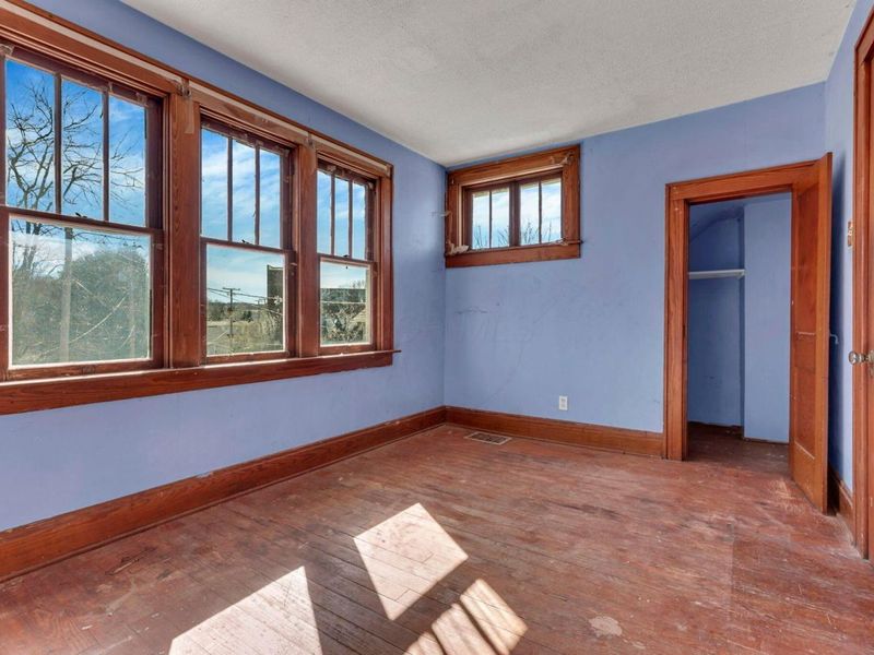 235 W Main Street, Logan, OH 43138 Photo 24