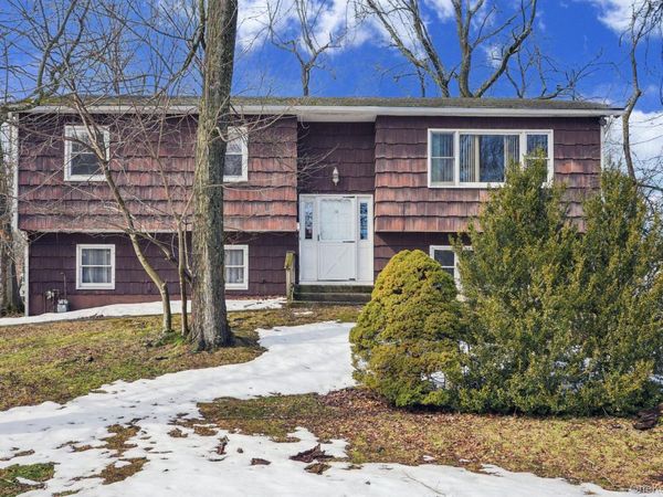 19 Sheridan Avenue , Congers, NY 10920