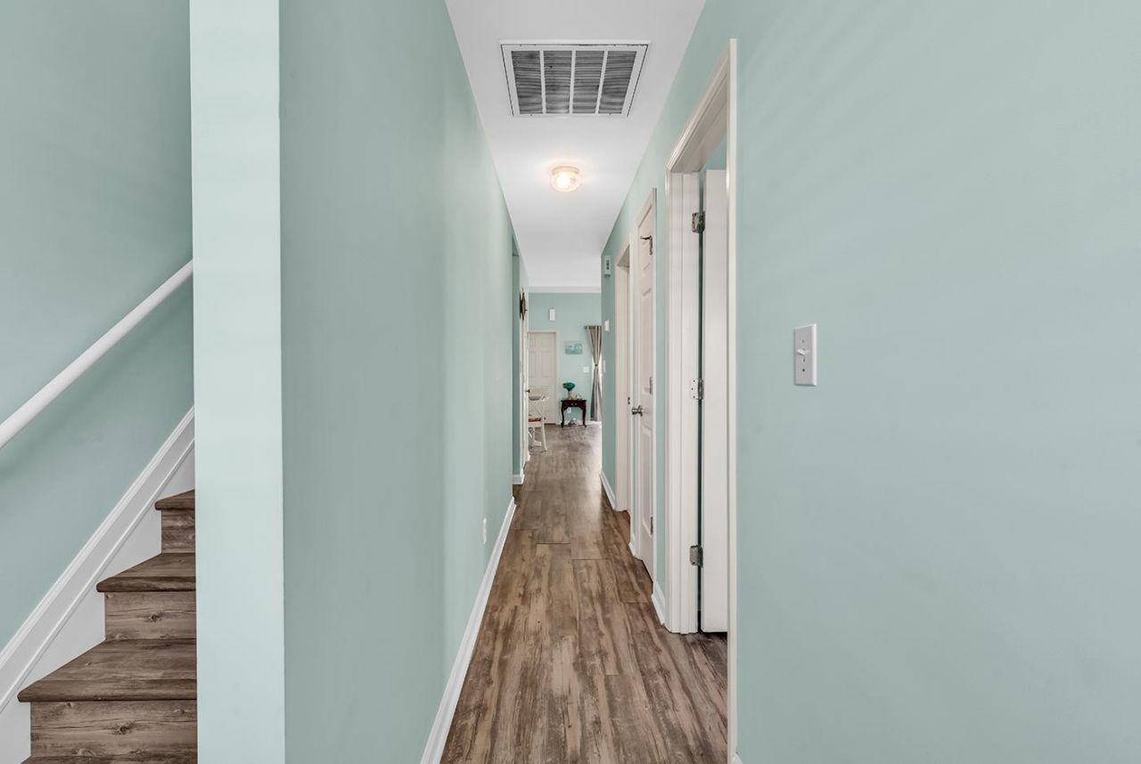 200 Double Eagle Dr. Photo 18