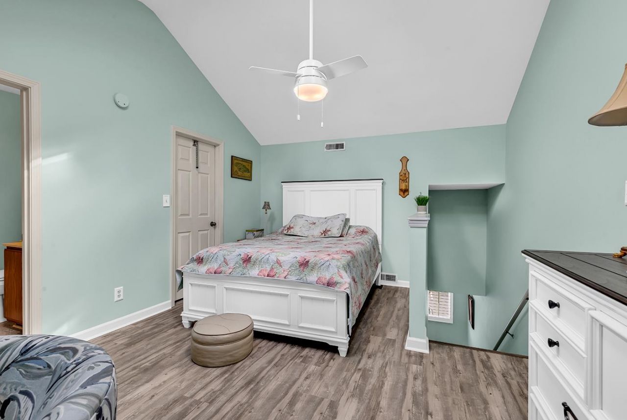 200 Double Eagle Dr. Photo 20