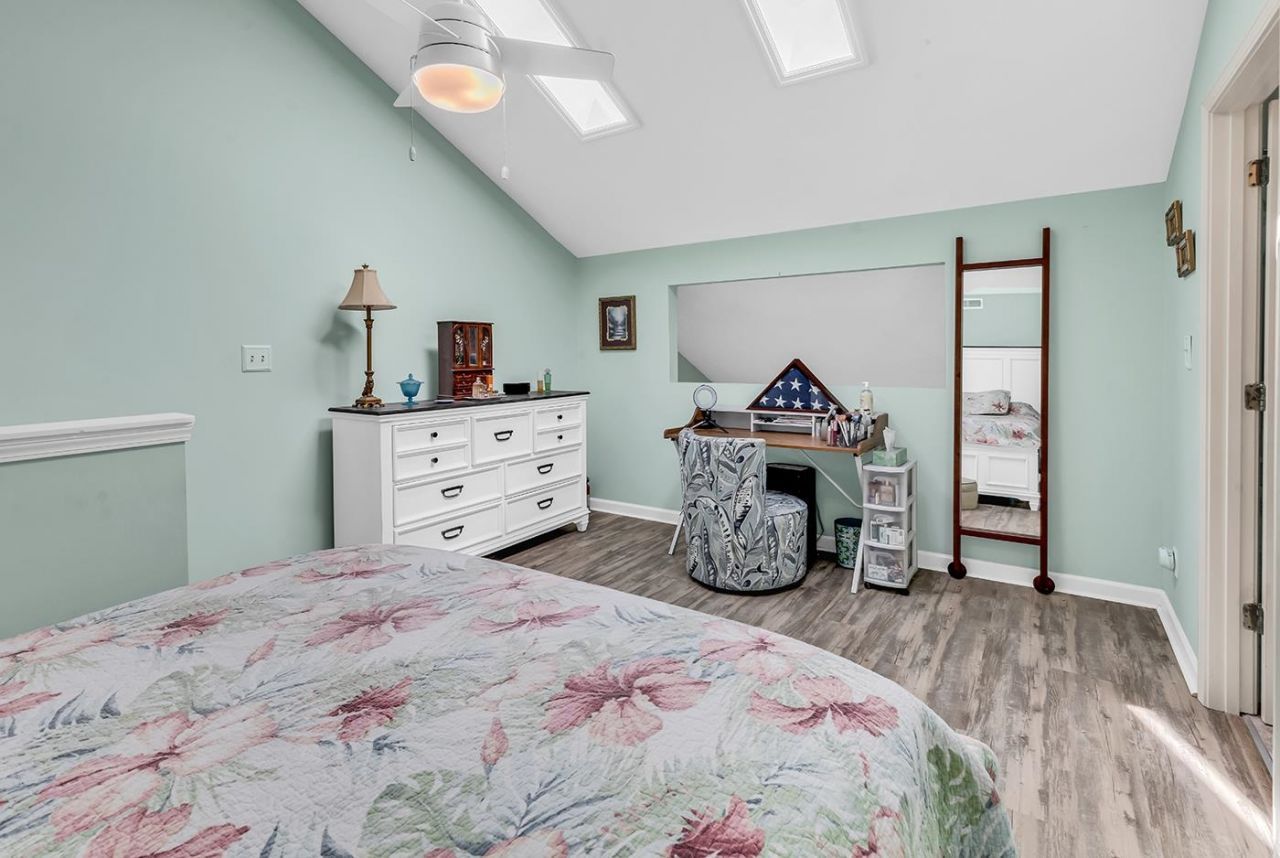 200 Double Eagle Dr. Photo 22