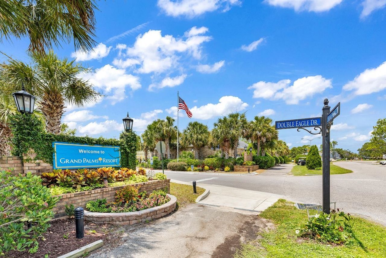 200 Double Eagle Dr. Photo 44