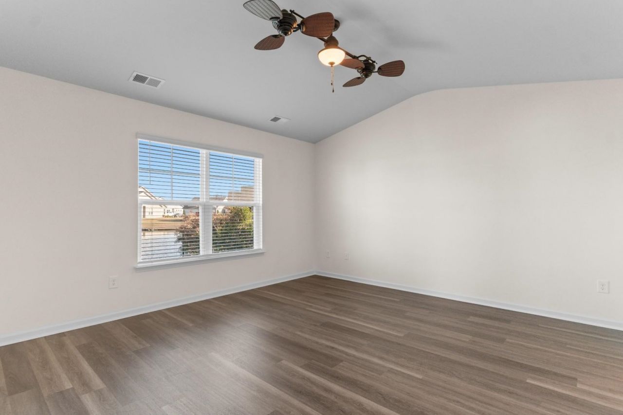 734 Eastridge Dr. Photo 15