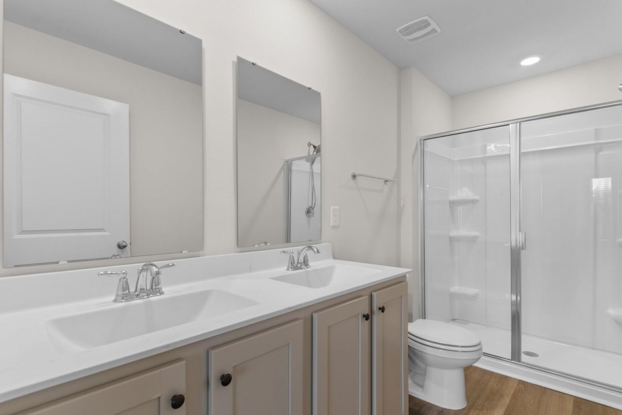 734 Eastridge Dr. Photo 17