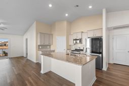 734 Eastridge Dr. photo 4