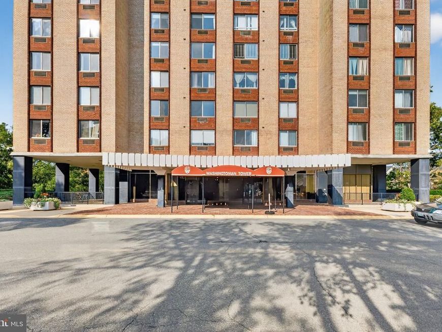 9701 Fields Road, Unit 1904, Gaithersburg, MD 20878 Main Photo